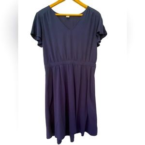 Simple Navy Blue Dress w flounce sleeves